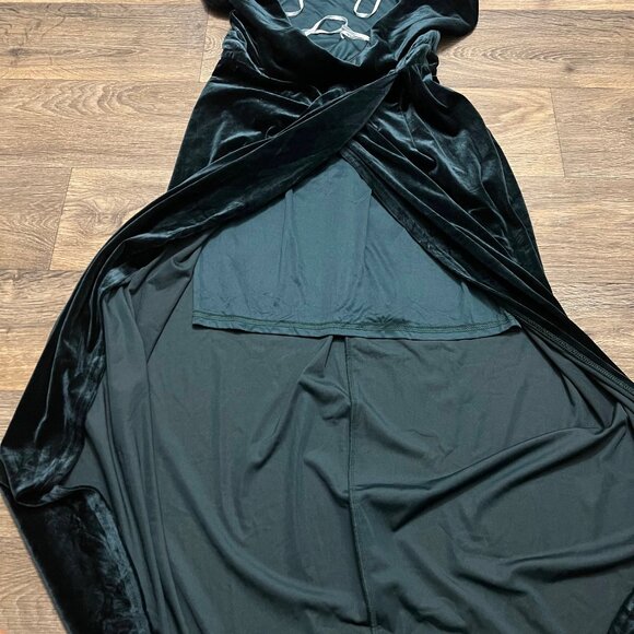 Lulu's I'm Enchanted Velvet Off-the-Shoulder Maxi Dress Holiday Green Size Large - Picture 10 of 10